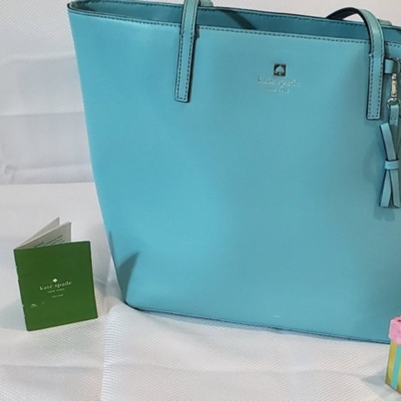 kate spade Handbags - Kate Spade Tiffany color Tote bag